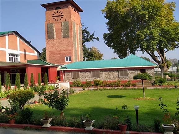 Presentation Presence in Srinagar - Image 2