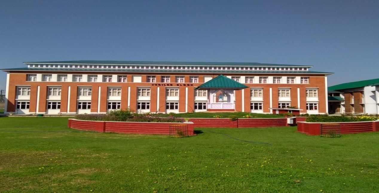 Srinagar School